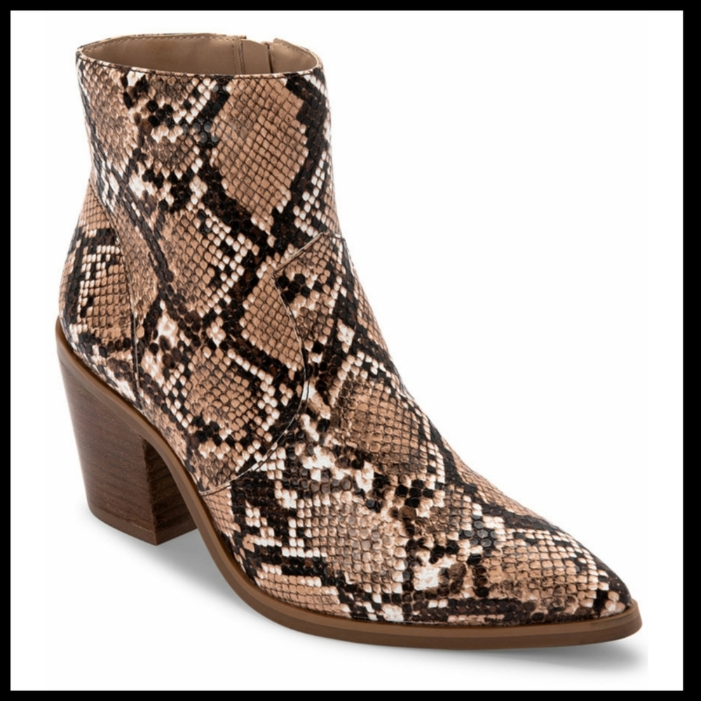 Aqua College Quiana Waterproof Booties